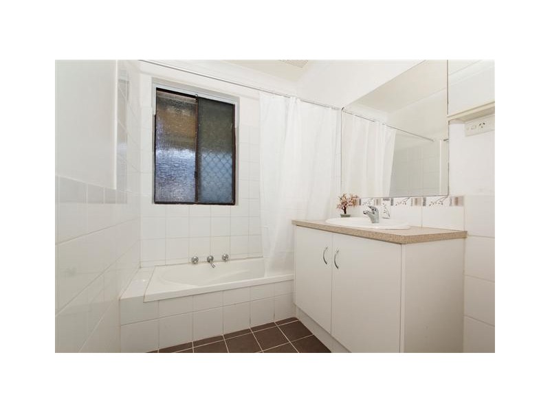 123 Berehaven Avenue, Thornlie WA 6108