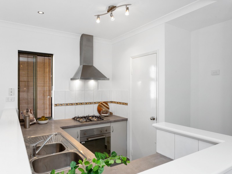7/6 Morgan Street, Cannington WA 6107