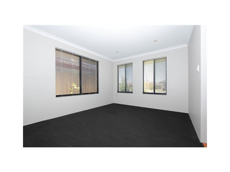 32 Willoughby Ramble, Harrisdale WA 6112