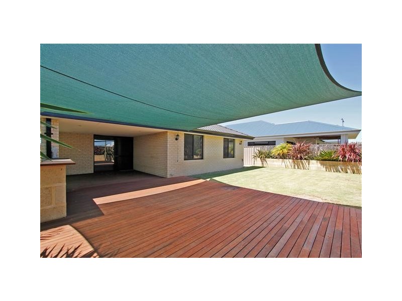 32 Willoughby Ramble, Harrisdale WA 6112