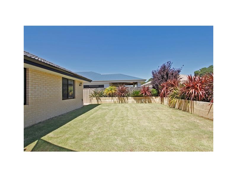 32 Willoughby Ramble, Harrisdale WA 6112