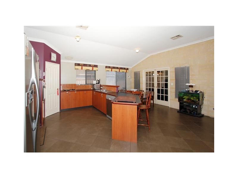 42 Boongala Circuit, Canning Vale WA 6155