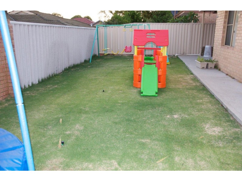 11 Central Avenue, Mount Pleasant WA 6153