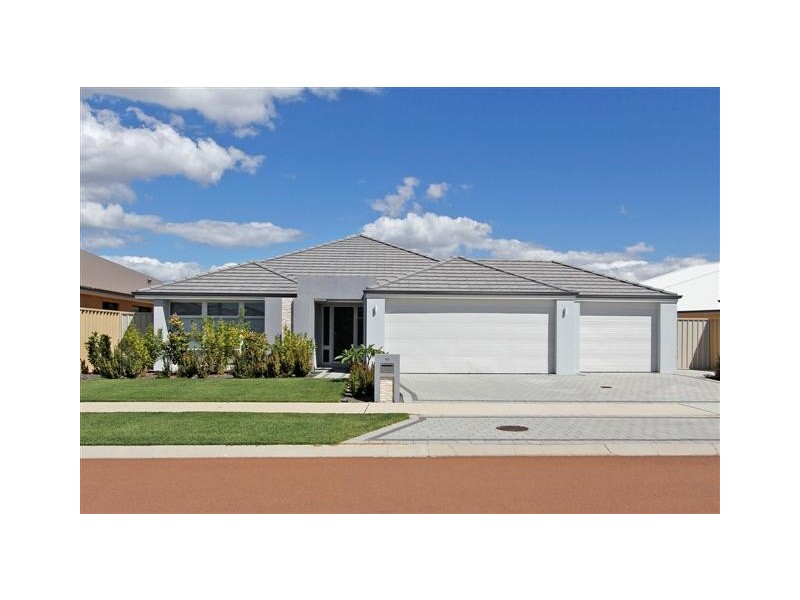 11 Carnaby Way, Harrisdale WA 6112