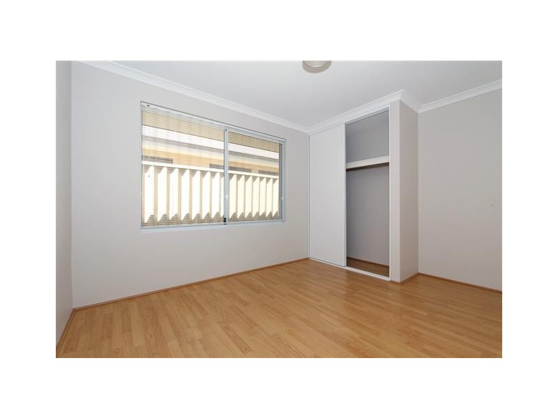 11 Carnaby Way, Harrisdale WA 6112