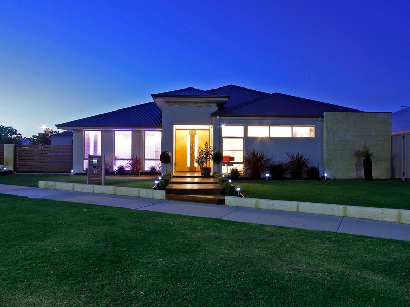 92 Northerly Drive, Harrisdale WA 6112