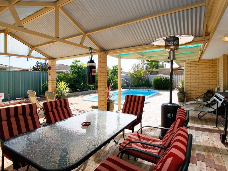 5 Redfern Close, Thornlie WA 6108