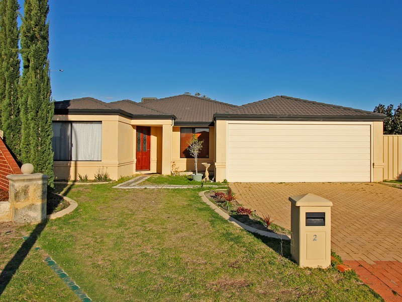 2 Excelsior Drive, Canning Vale WA 6155