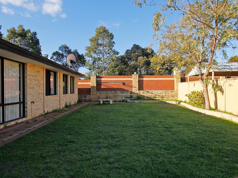 2 Excelsior Drive, Canning Vale WA 6155