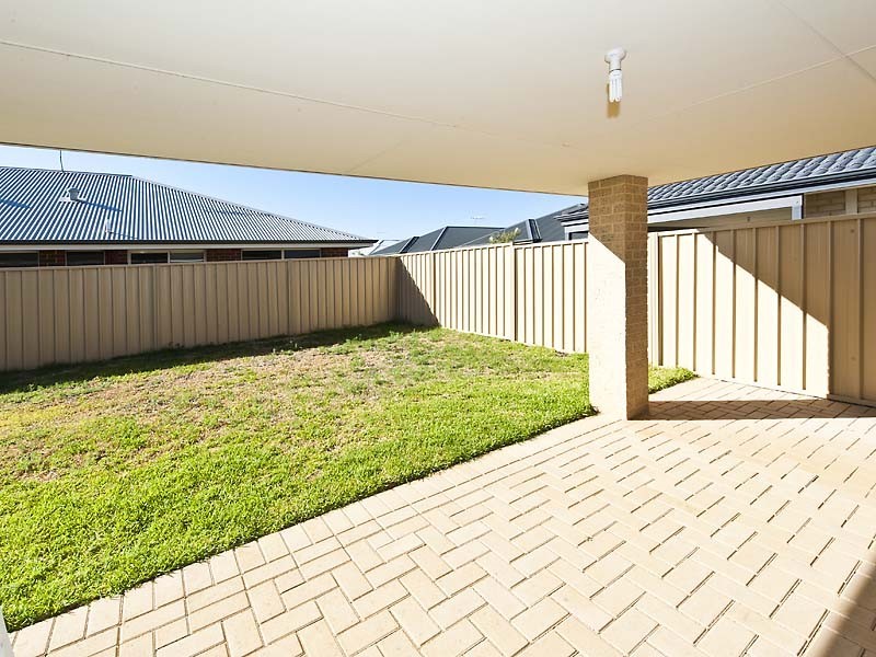 35 Korcula Boulevard, Canning Vale WA 6155