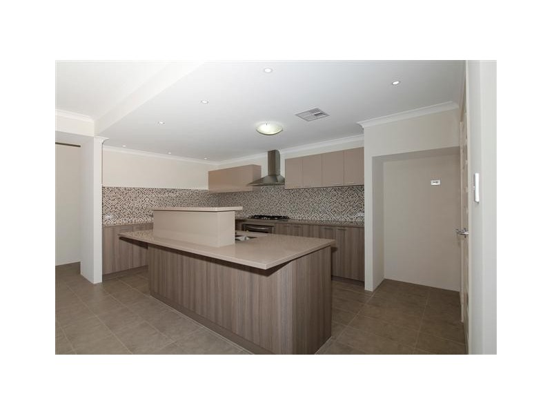 79 Waterfoot Loop, Canning Vale WA 6155