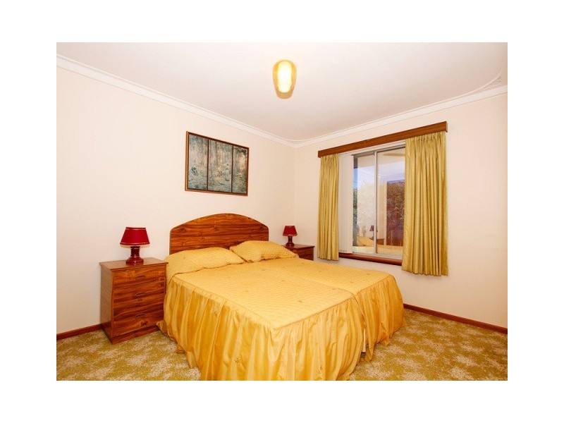 13 Coronet Court, Thornlie WA 6108