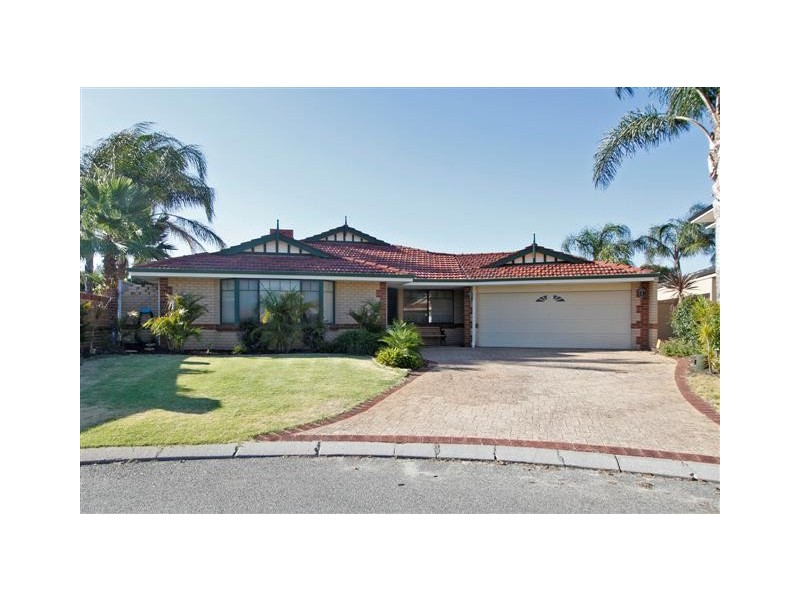 8 Chesham Mews, Canning Vale WA 6155