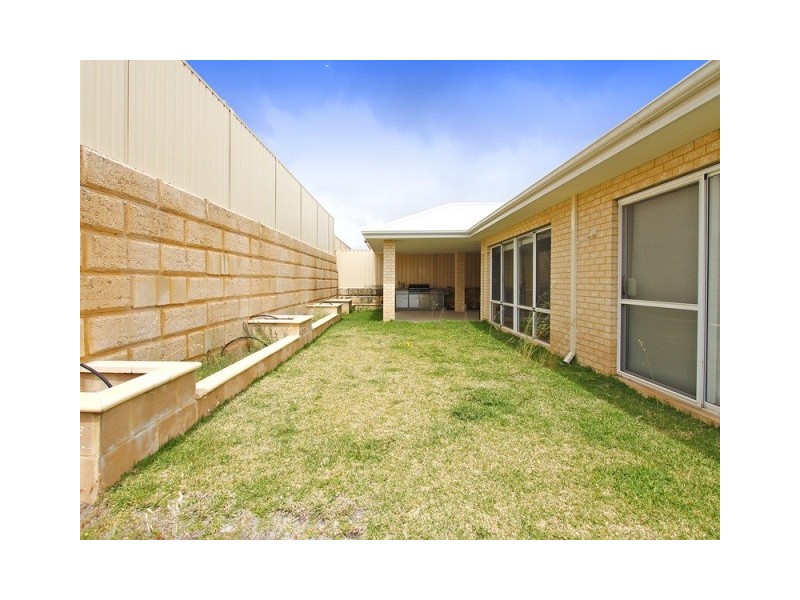 3 Tipperary Bend, Canning Vale WA 6155