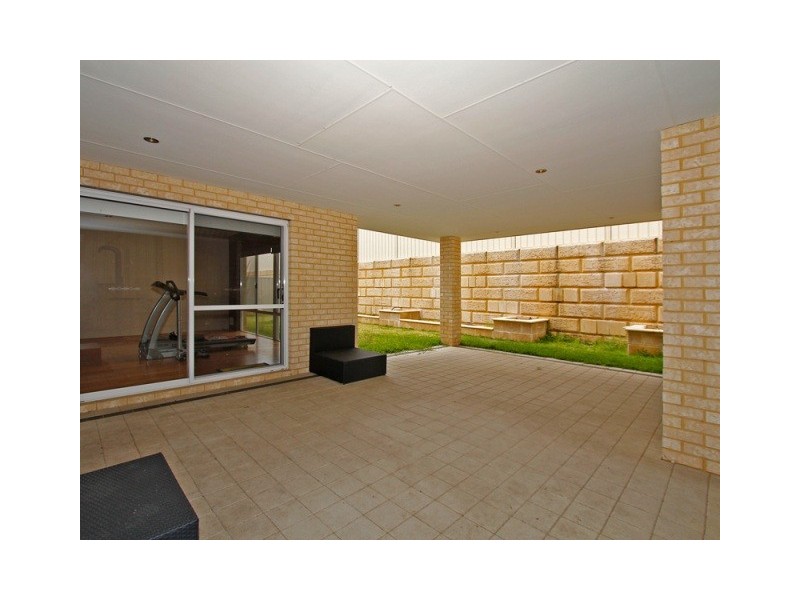 3 Tipperary Bend, Canning Vale WA 6155