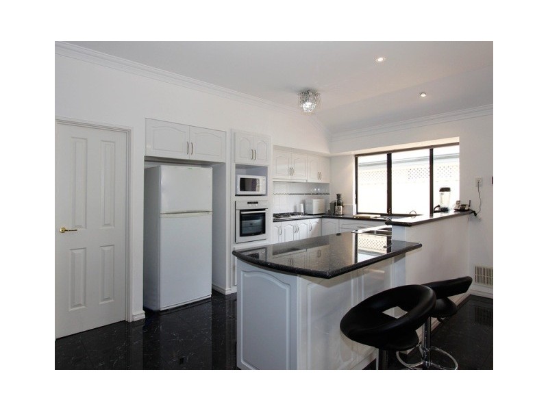 29 Pebble Bush Drive, Canning Vale WA 6155