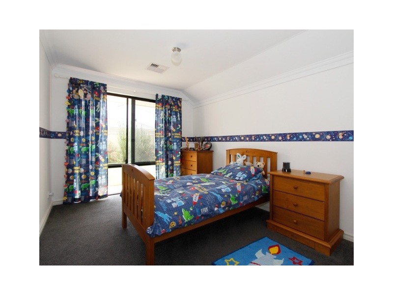 29 Pebble Bush Drive, Canning Vale WA 6155