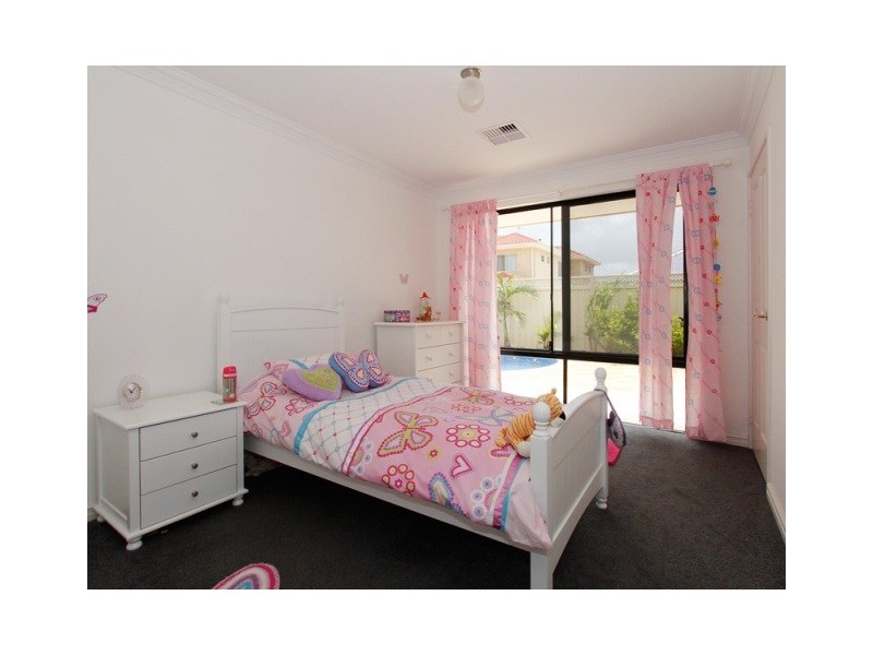 29 Pebble Bush Drive, Canning Vale WA 6155