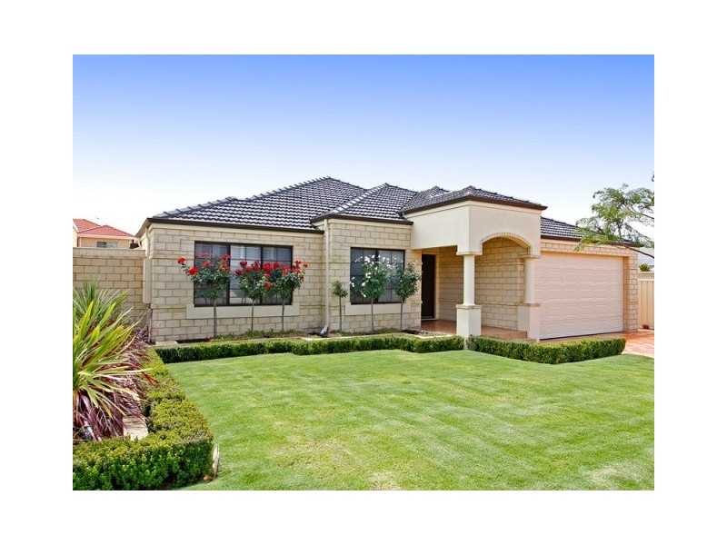 29 Pebble Bush Drive, Canning Vale WA 6155