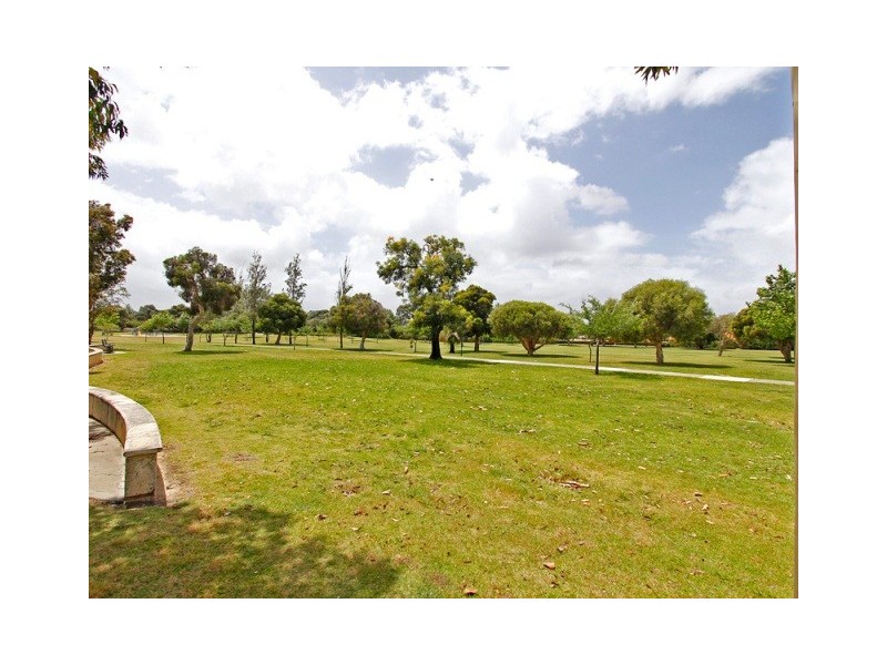 29 Pebble Bush Drive, Canning Vale WA 6155