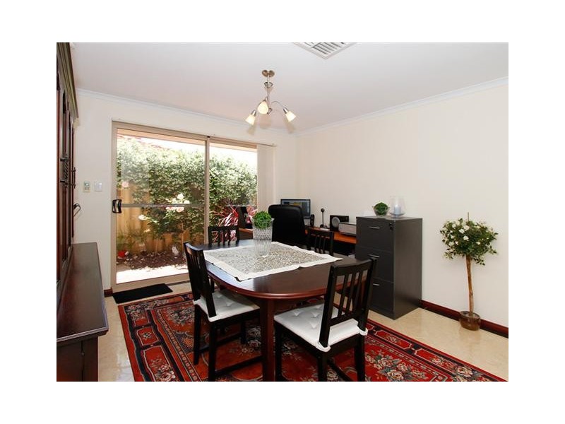 7 Karijini Close, Bibra Lake WA 6163