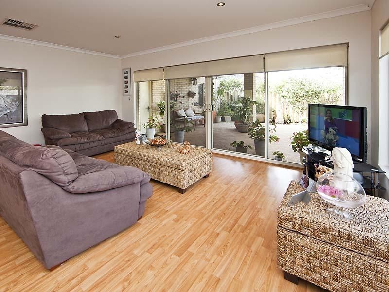 29 Aurora Drive, Atwell WA 6164