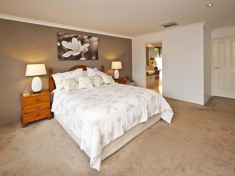 29 Aurora Drive, Atwell WA 6164