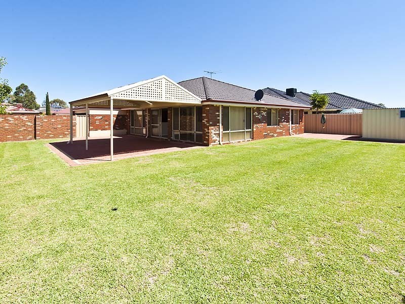 75 Campbell Road, Canning Vale WA 6155