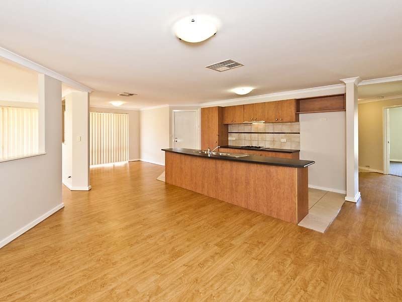 75 Campbell Road, Canning Vale WA 6155