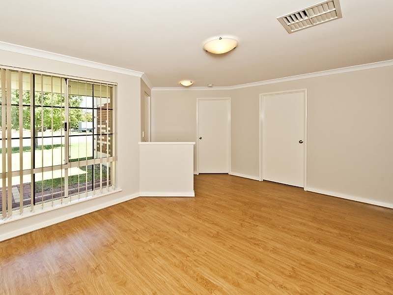 75 Campbell Road, Canning Vale WA 6155