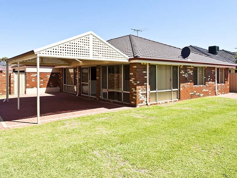 75 Campbell Road, Canning Vale WA 6155