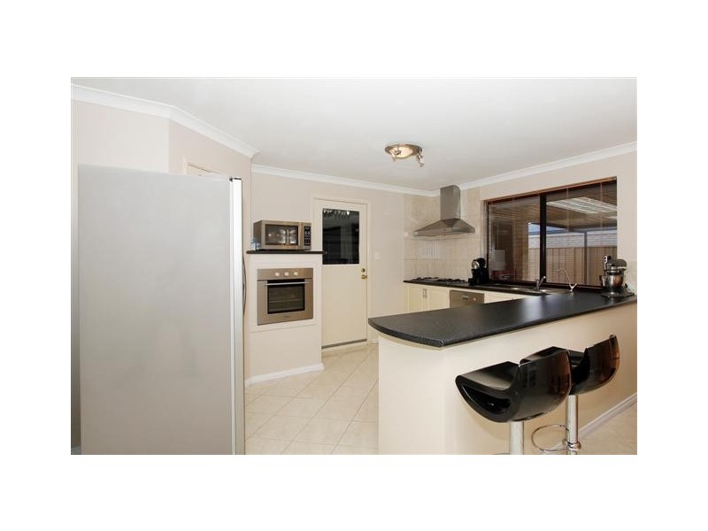 30 Gundaring Turn, Canning Vale WA 6155