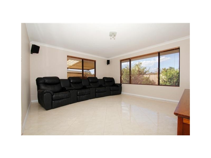 30 Gundaring Turn, Canning Vale WA 6155