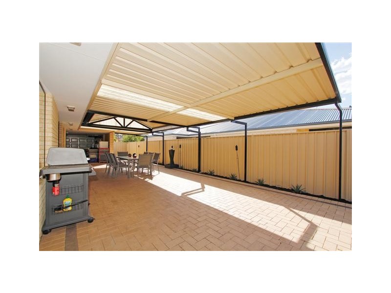30 Gundaring Turn, Canning Vale WA 6155