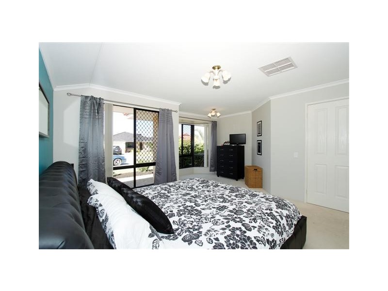 9 Glucina Road, Southern River WA 6110