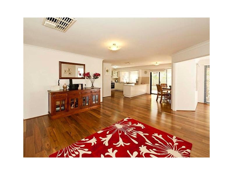 14 Yindana Entrance, Canning Vale WA 6155