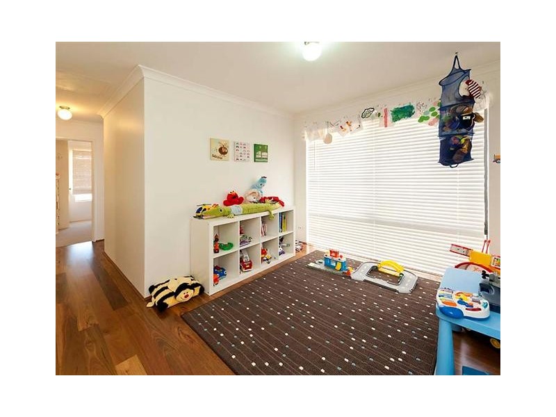 14 Yindana Entrance, Canning Vale WA 6155
