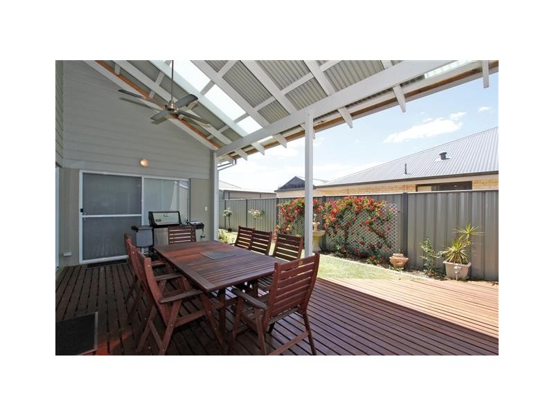 12 Curlewis Drive, Baldivis WA 6171