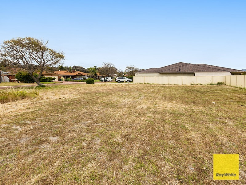 2 Marginata Parkway, Canning Vale WA 6155