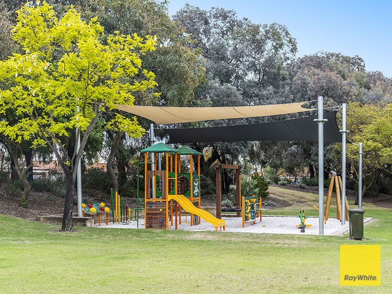 2 Marginata Parkway, Canning Vale WA 6155