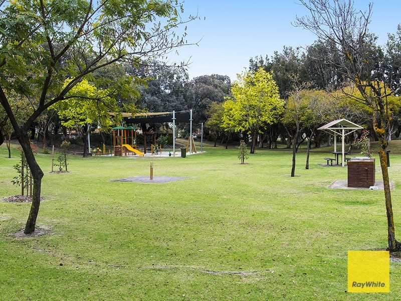 2 Marginata Parkway, Canning Vale WA 6155