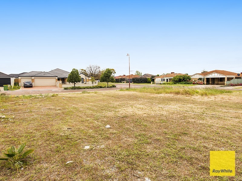 2 Marginata Parkway, Canning Vale WA 6155