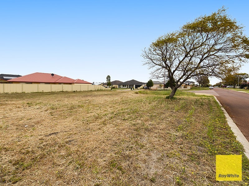 2 Marginata Parkway, Canning Vale WA 6155