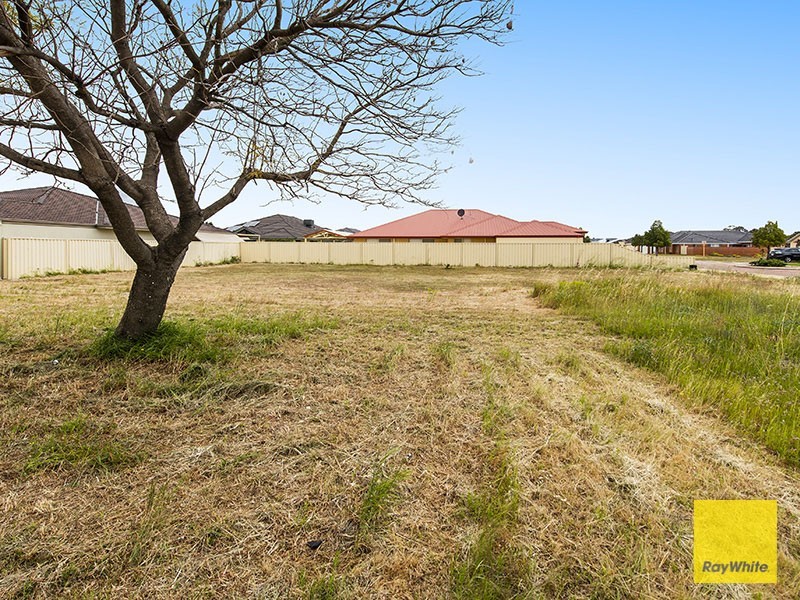 2 Marginata Parkway, Canning Vale WA 6155