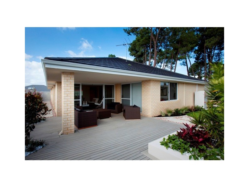 10 Highland Rise, Piara Waters WA 6112