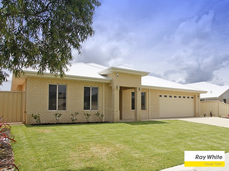 70 Waterfoot Loop, Canning Vale WA 6155