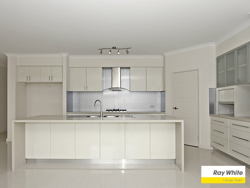 70 Waterfoot Loop, Canning Vale WA 6155