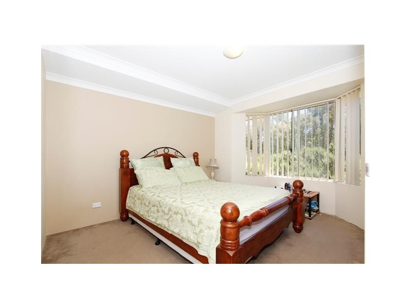 4/57 Lauterbach Drive, Gosnells WA 6110