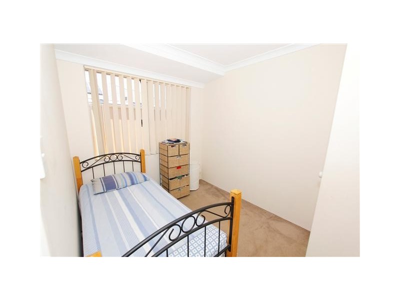 4/57 Lauterbach Drive, Gosnells WA 6110