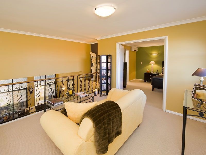 10 West End Parade, Canning Vale WA 6155
